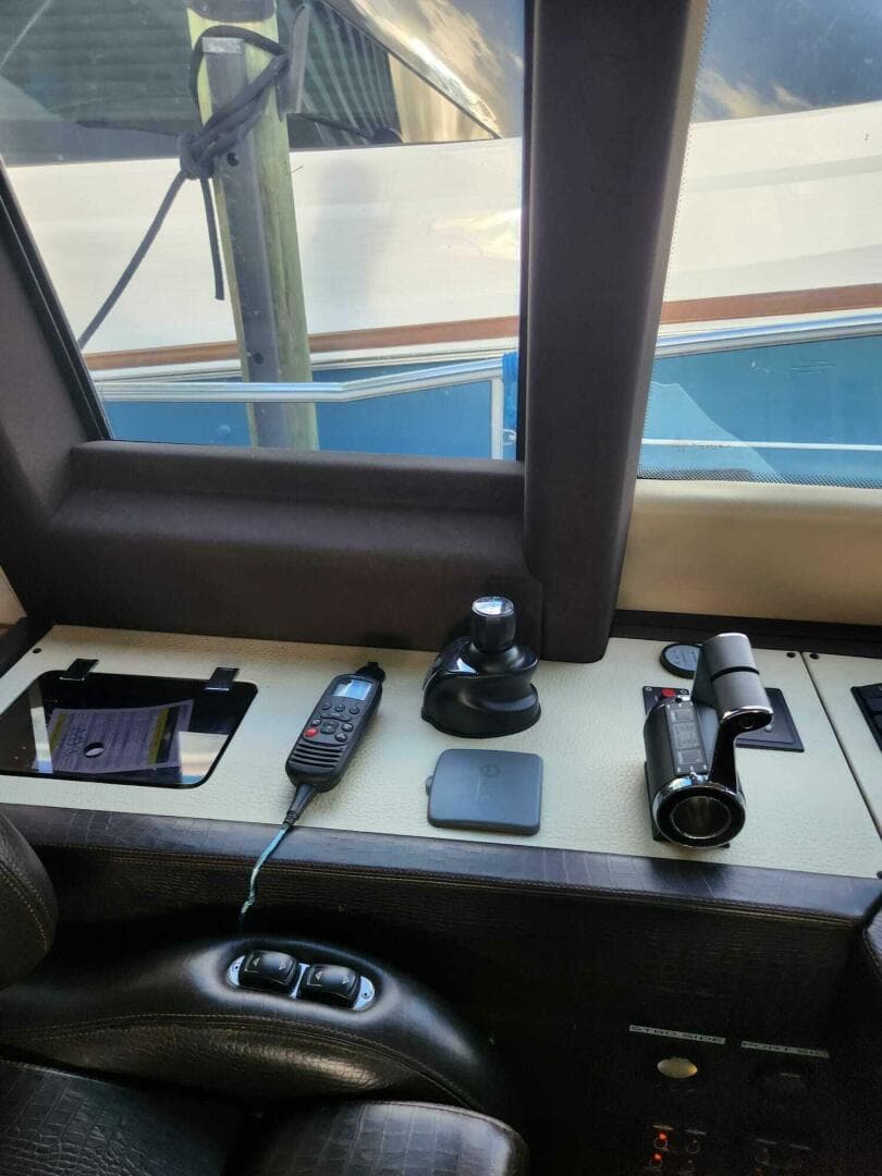 2014 Azimut Flybridge — photo 60