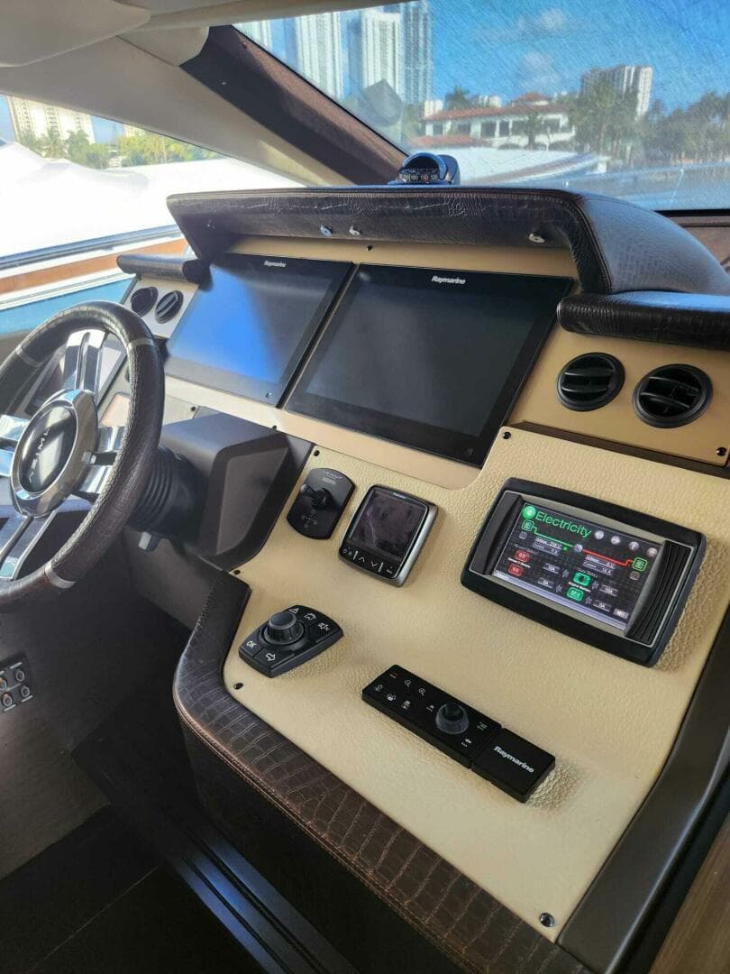 2014 Azimut Flybridge — photo 54