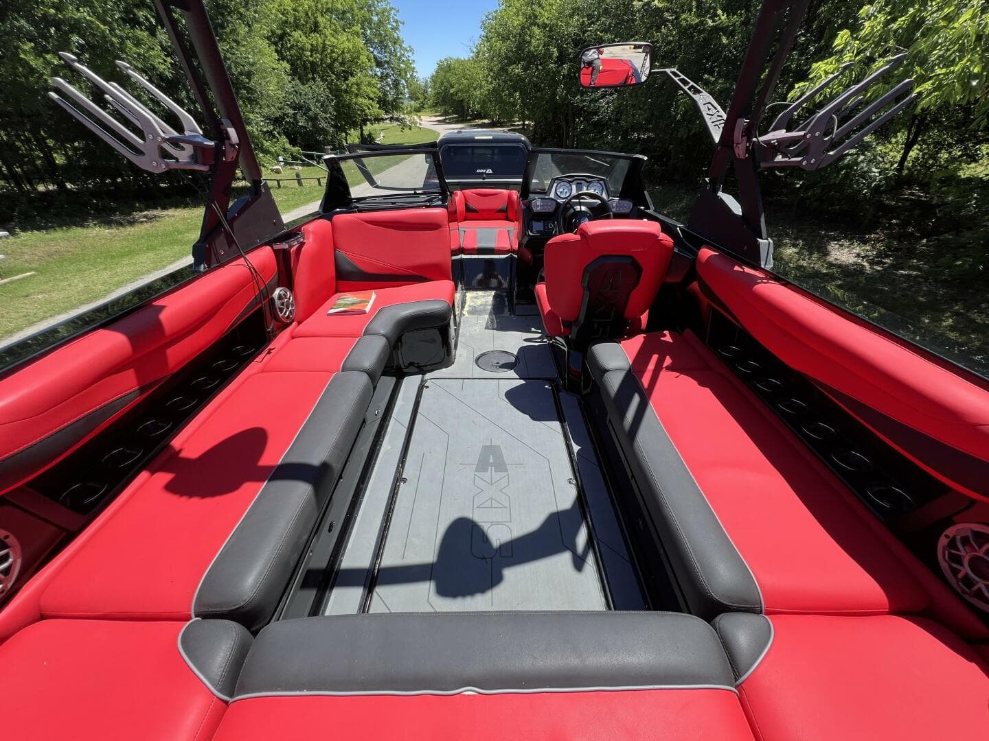 2021 Axis T23 — photo 25