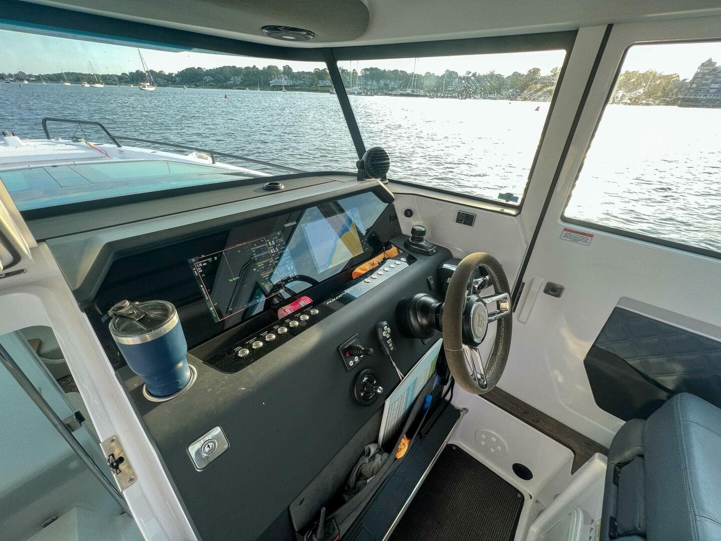 2020 Axopar 37 XC — photo 9