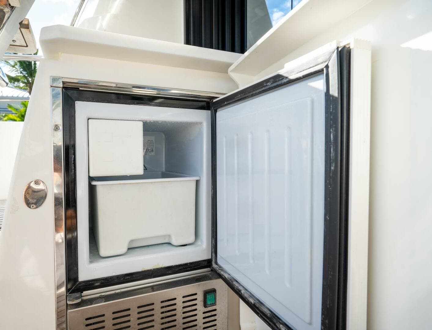 2020 Prestige 520 Flybridge — photo 27