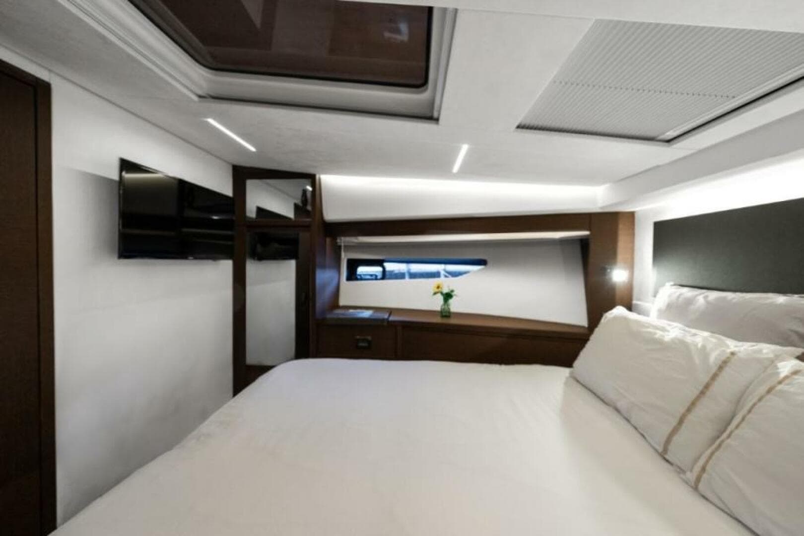 2020 Prestige 520 Flybridge — photo 30