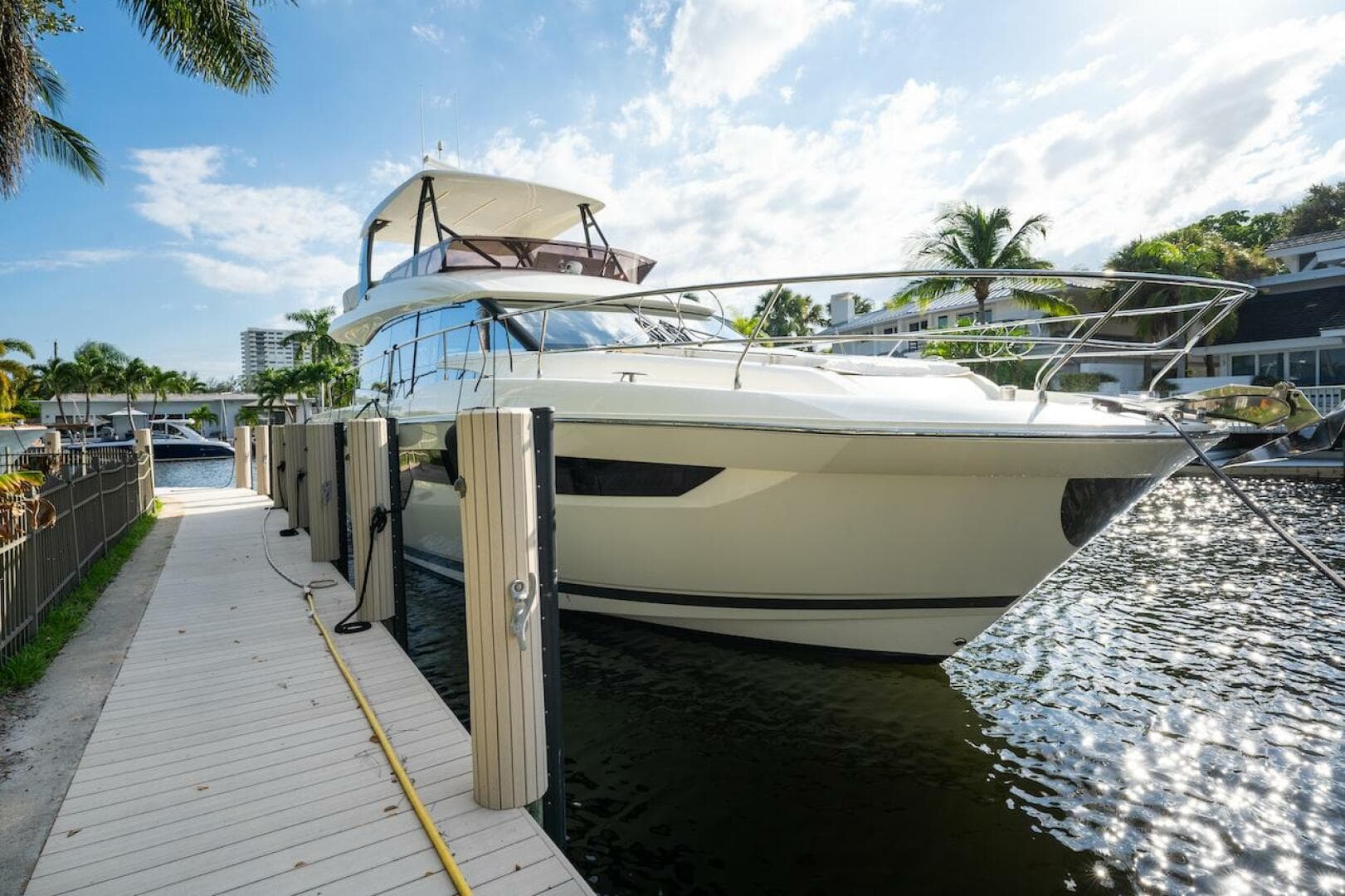 2020 Prestige 520 Flybridge — photo 4