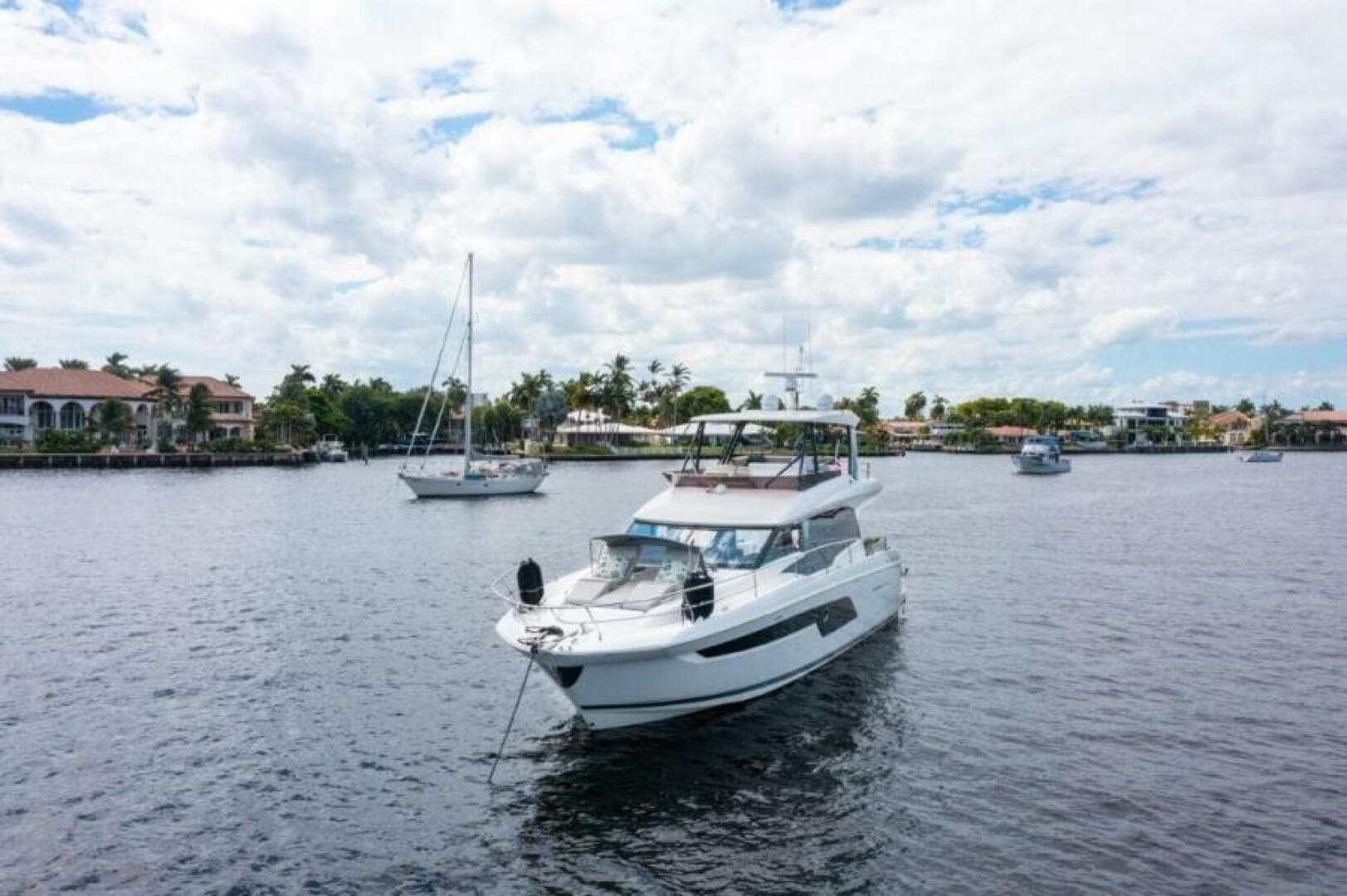 2020 Prestige 520 Flybridge — photo 7