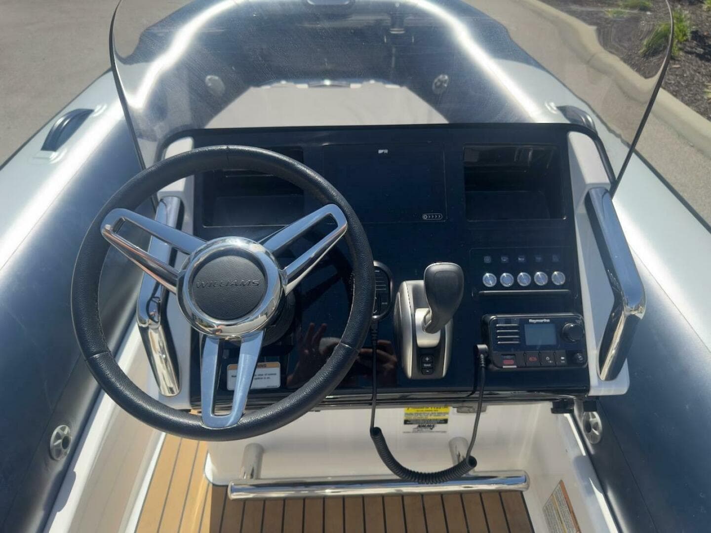 2024 Williams Jet Tenders 445 Diesel Jet — photo 10