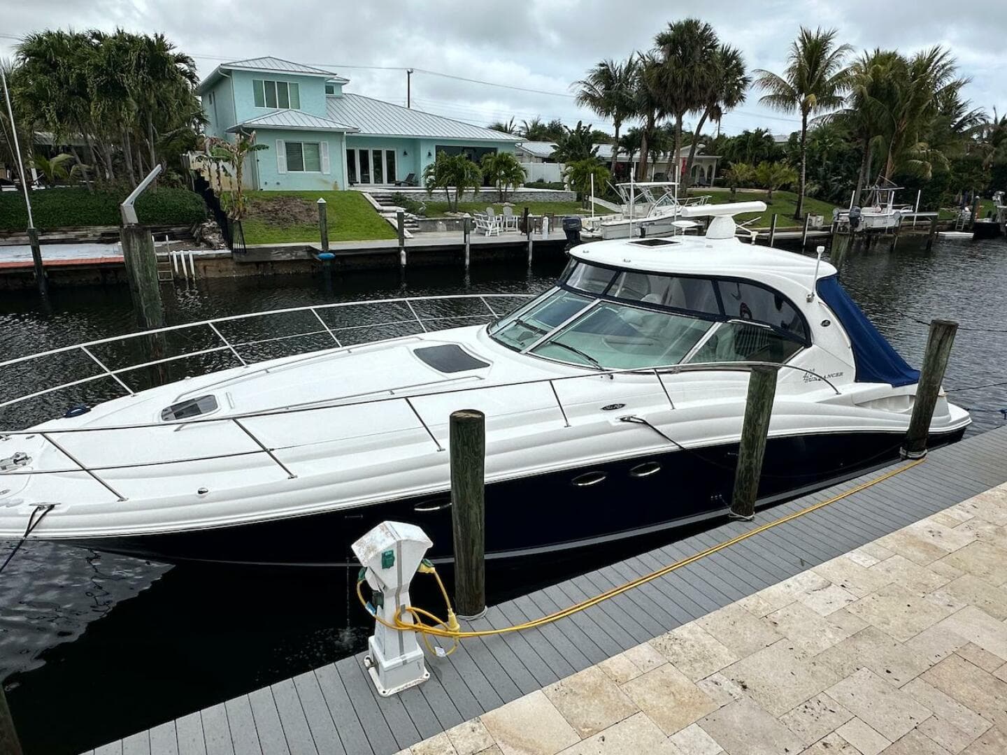 2004 Sea Ray 420 Sundancer — photo 31