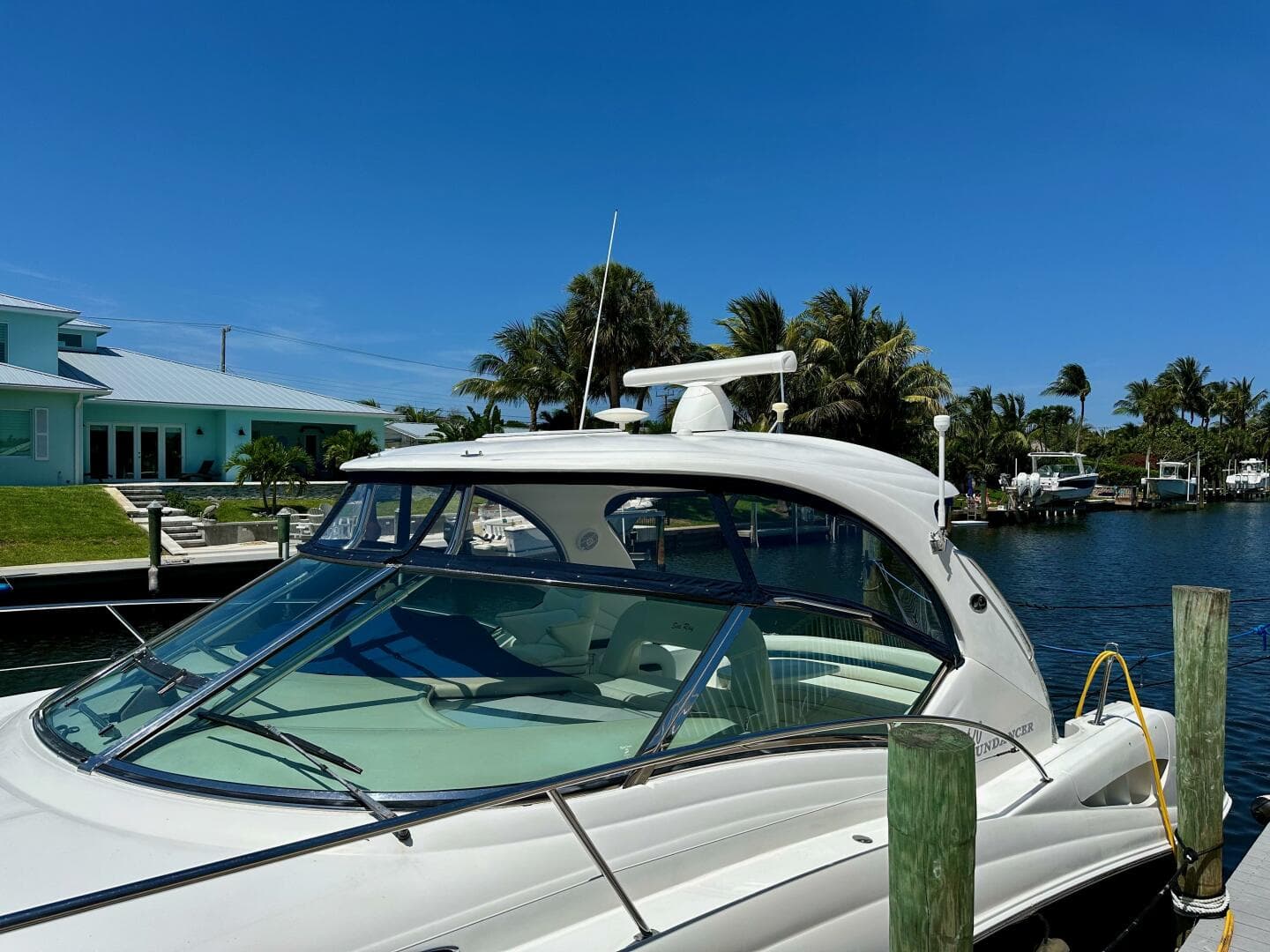 2004 Sea Ray 420 Sundancer — photo 3