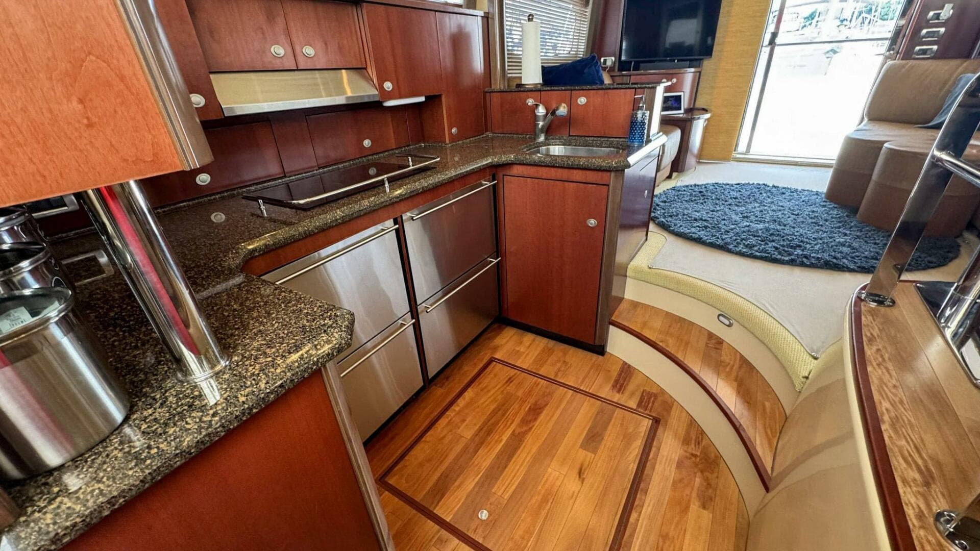 2005 Sea Ray 500 Sedan Bridge — photo 13