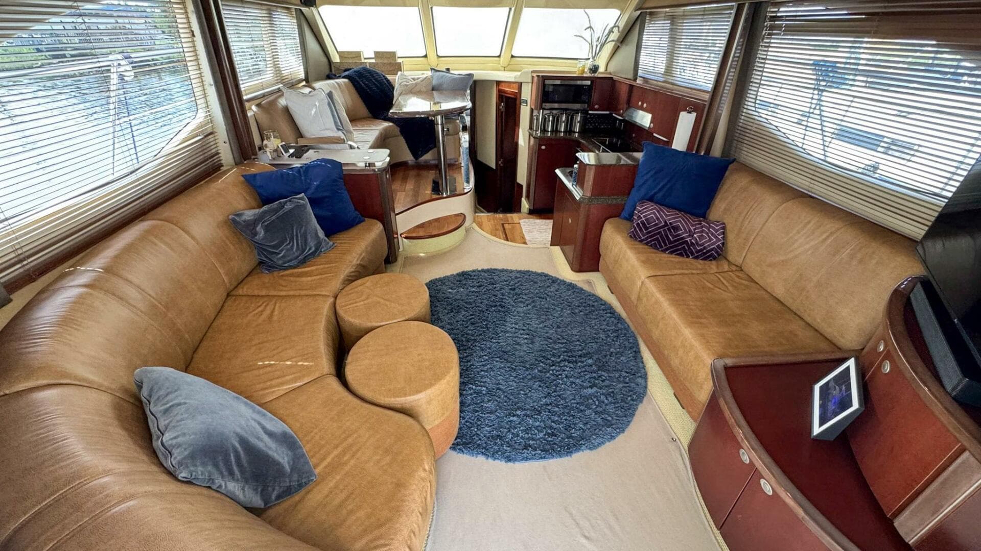 2005 Sea Ray 500 Sedan Bridge — photo 10