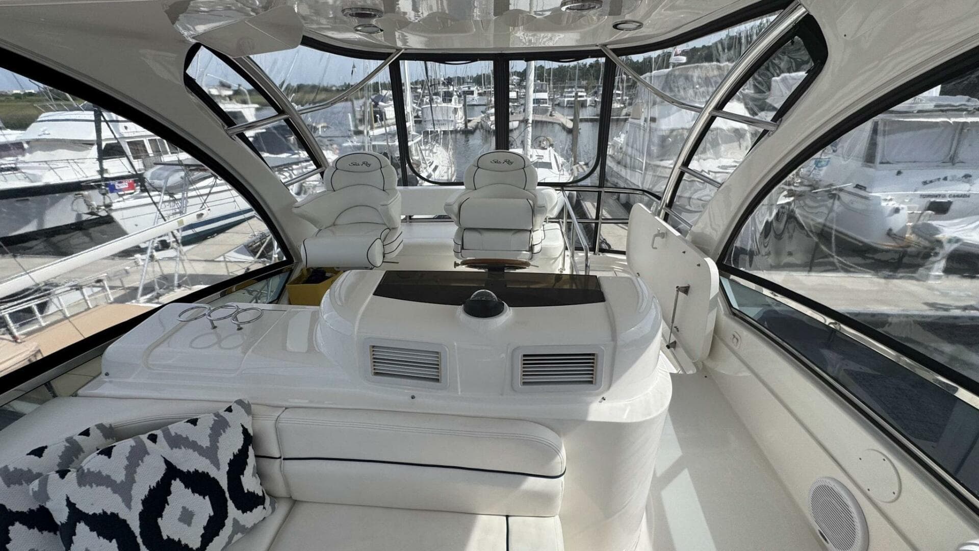 2005 Sea Ray 500 Sedan Bridge — photo 5