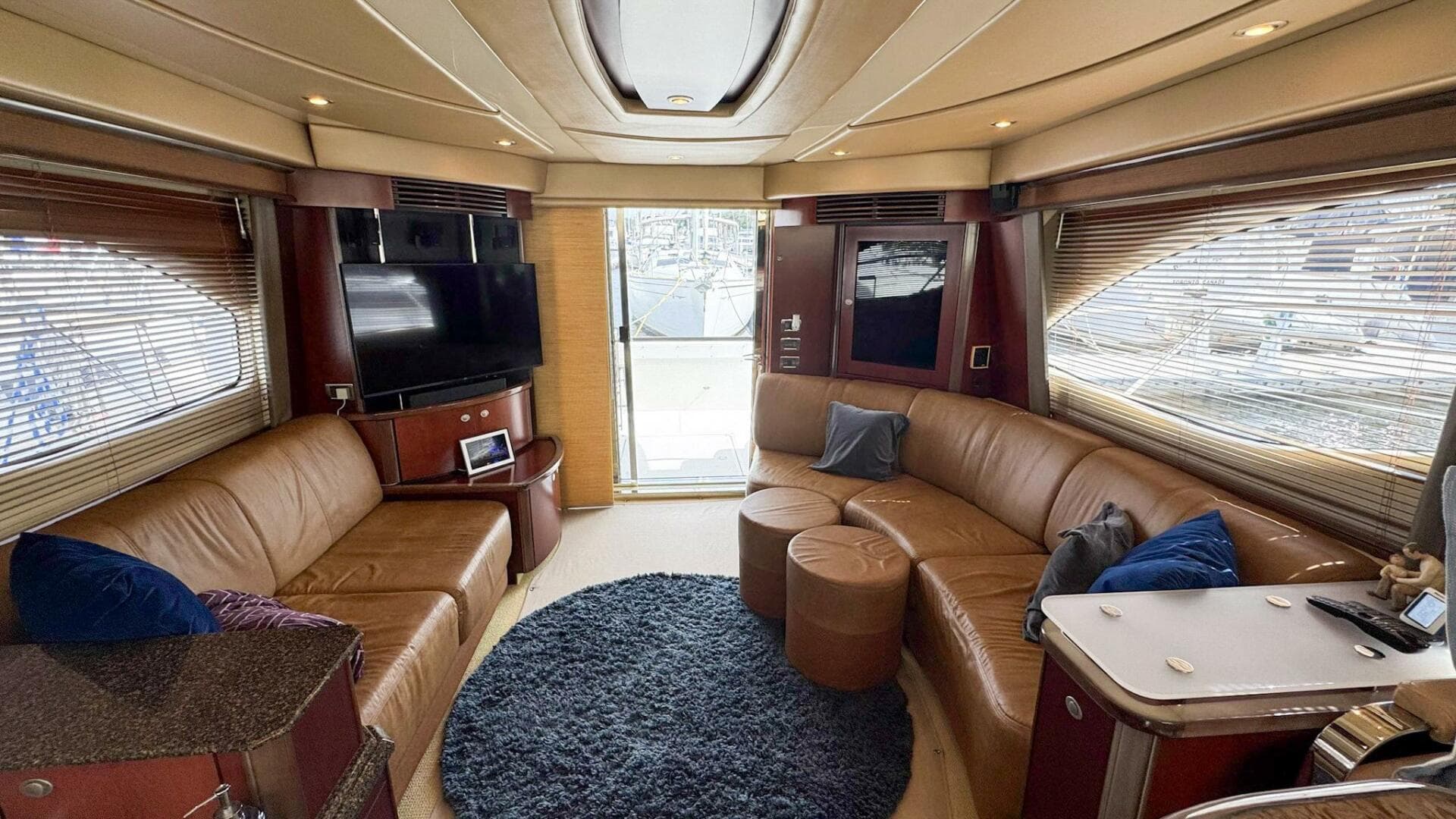 2005 Sea Ray 500 Sedan Bridge — photo 11