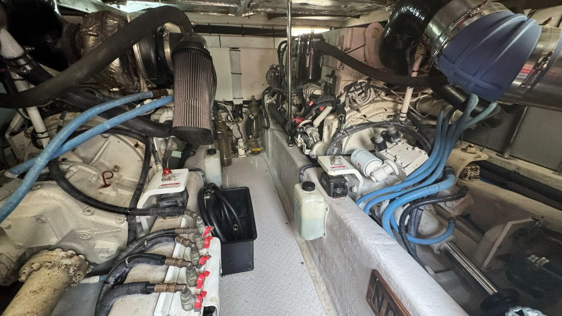 2005 Sea Ray 500 Sedan Bridge — photo 23