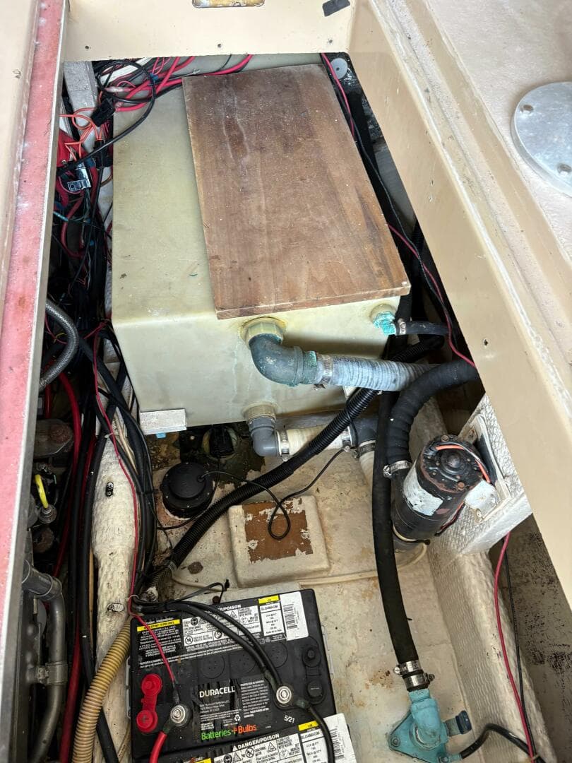 1988 Ellis Down East — photo 24