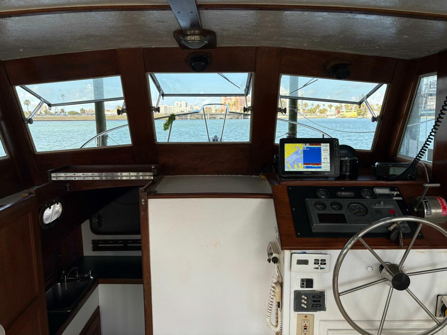 1988 Ellis Down East — photo 6