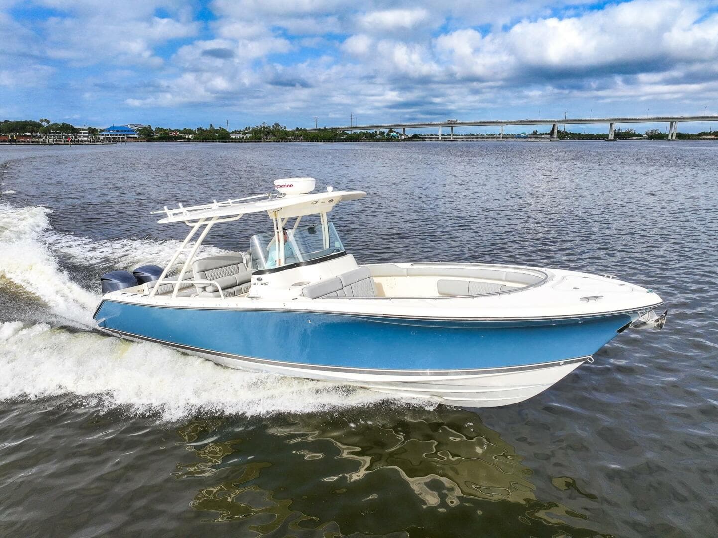 2012 Pursuit ST 310 Sport — photo 1