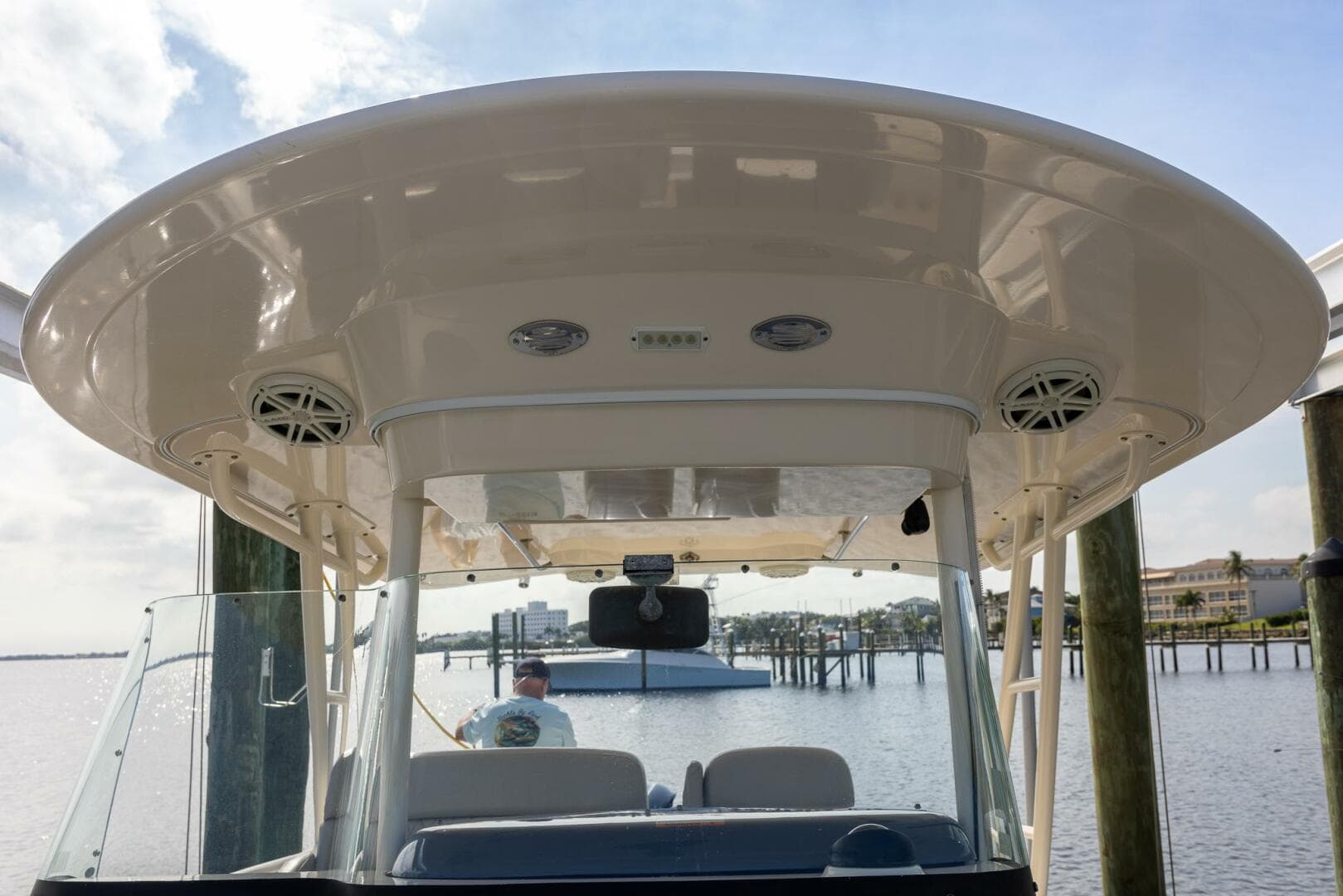 2012 Pursuit ST 310 Sport — photo 39