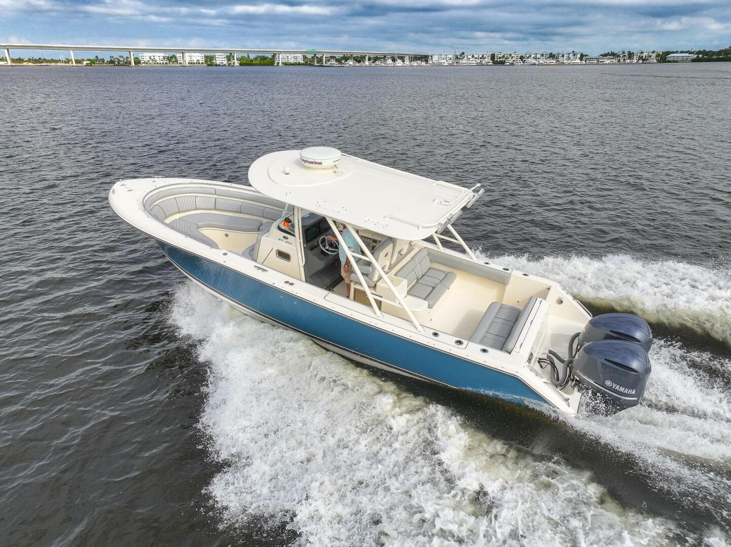 2012 Pursuit ST 310 Sport — photo 7