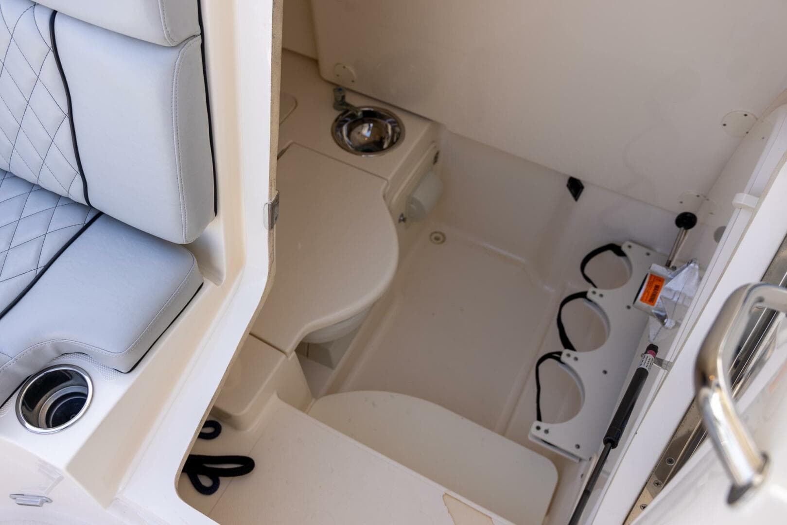 2012 Pursuit ST 310 Sport — photo 51