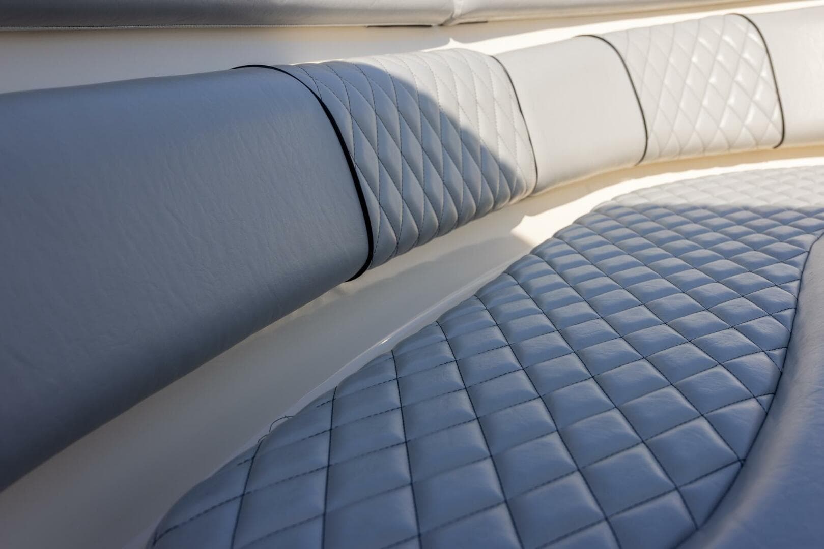 2012 Pursuit ST 310 Sport — photo 52