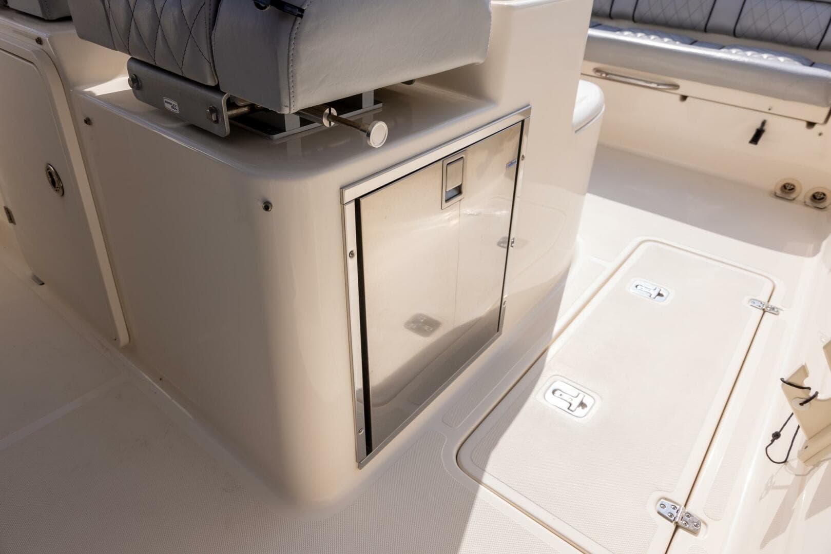 2012 Pursuit ST 310 Sport — photo 42