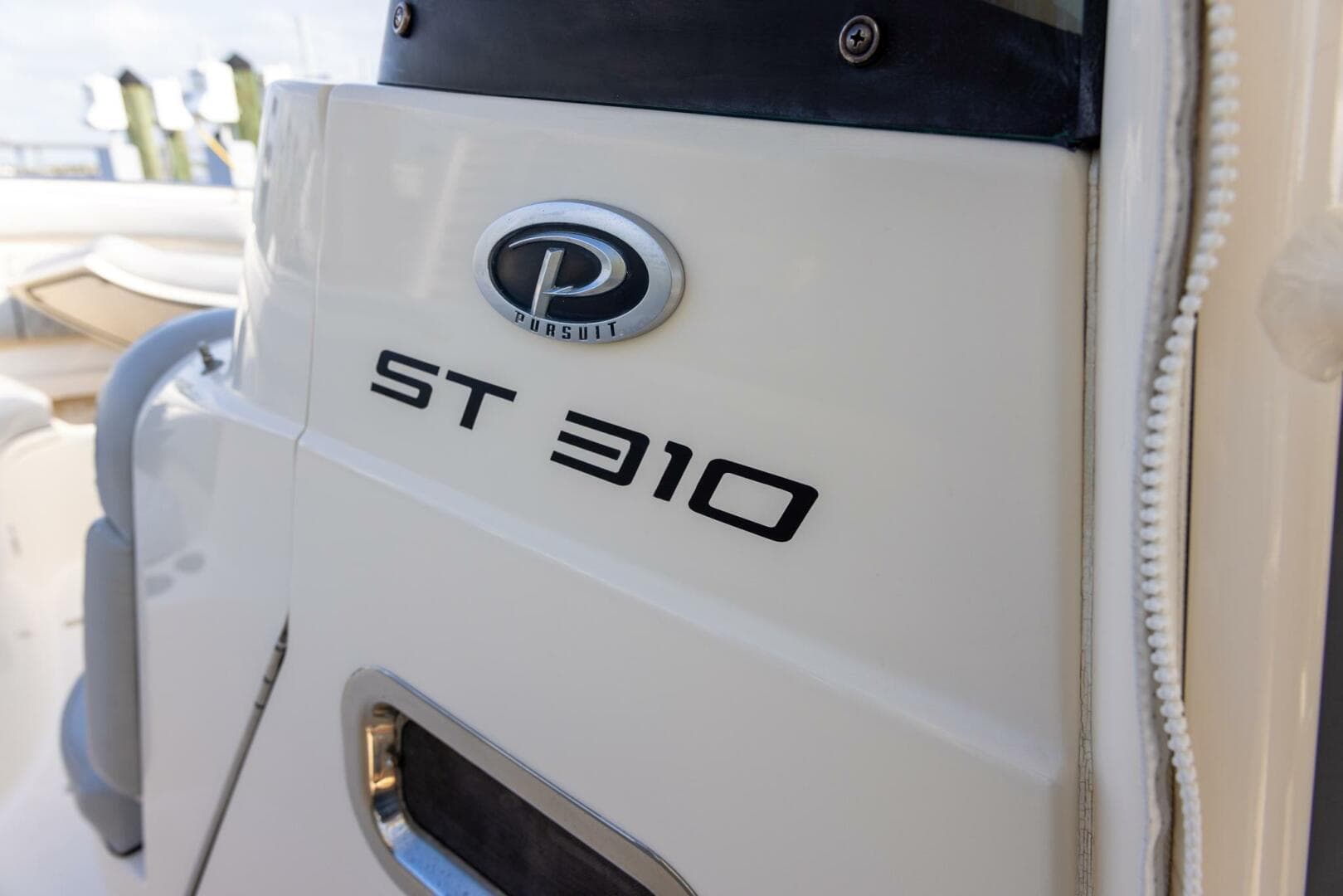 2012 Pursuit ST 310 Sport — photo 37