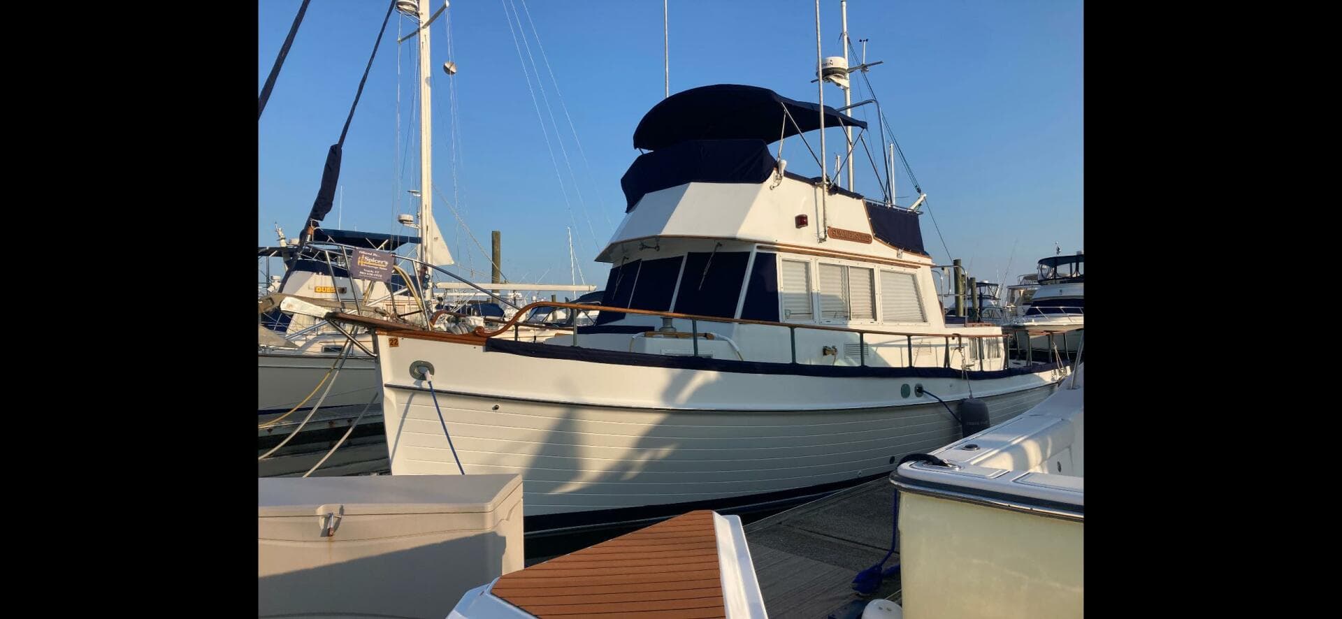 1978 Grand Banks 36 Classic — photo 2