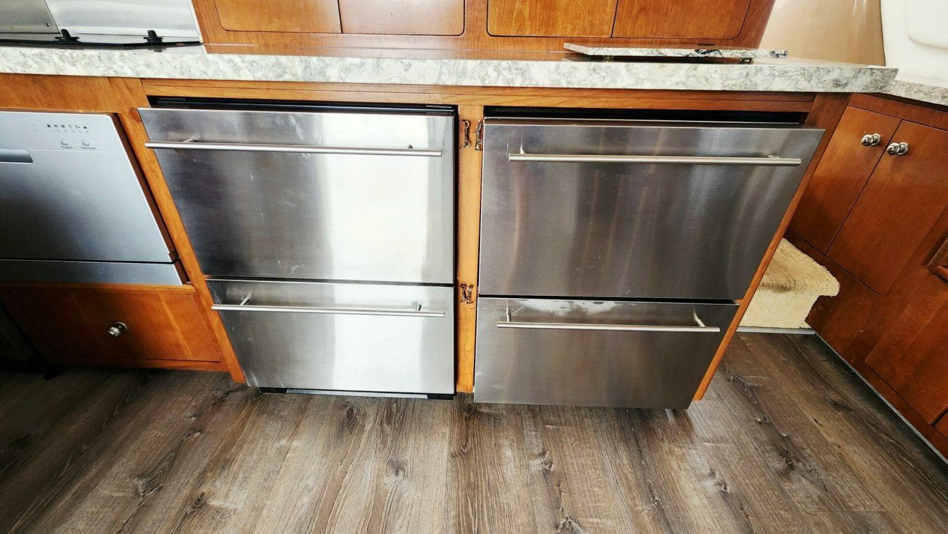 1999 Carver 530 Voyager Pilothouse — photo 11