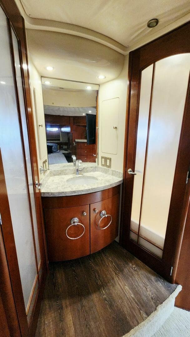 1999 Carver 530 Voyager Pilothouse — photo 39