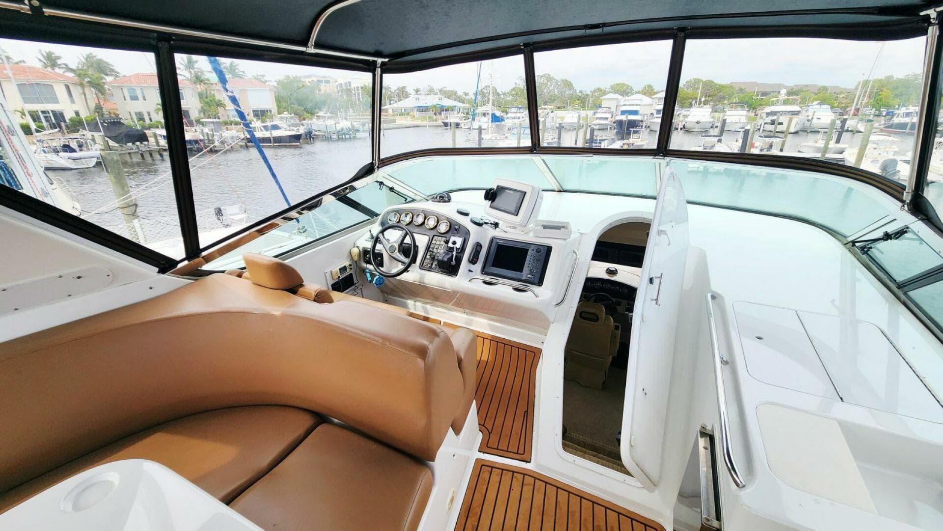1999 Carver 530 Voyager Pilothouse — photo 56