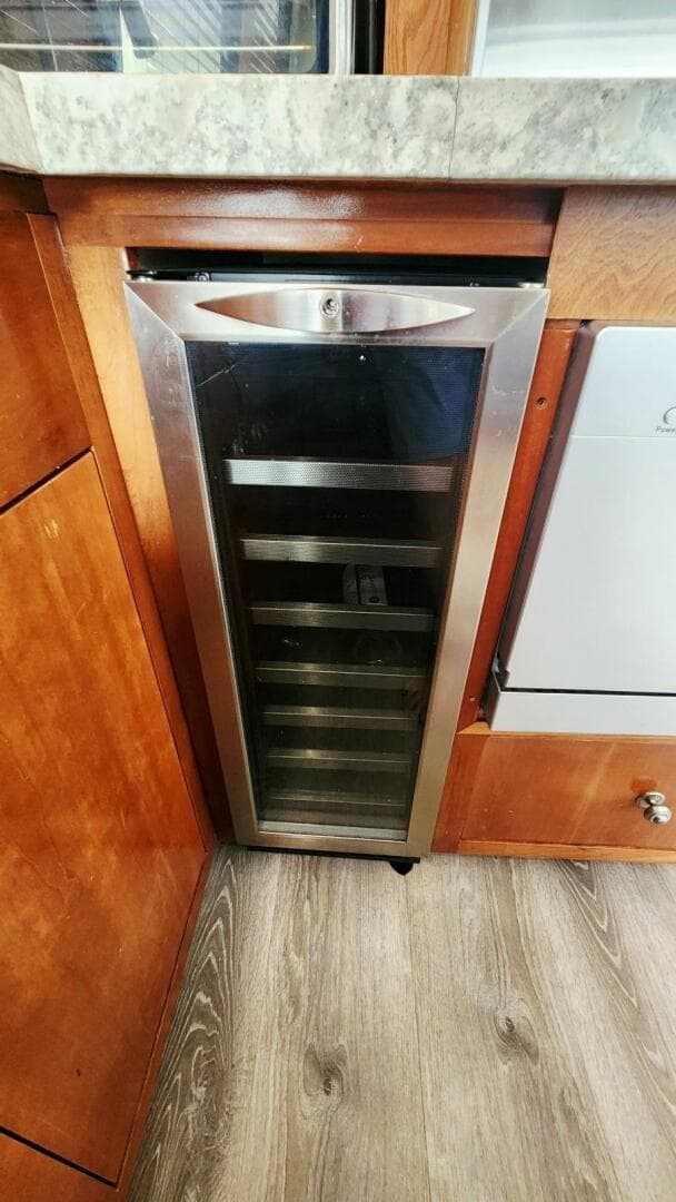 1999 Carver 530 Voyager Pilothouse — photo 17