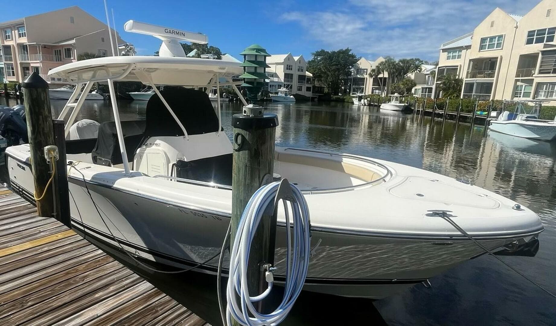 2016 Pursuit — photo 2