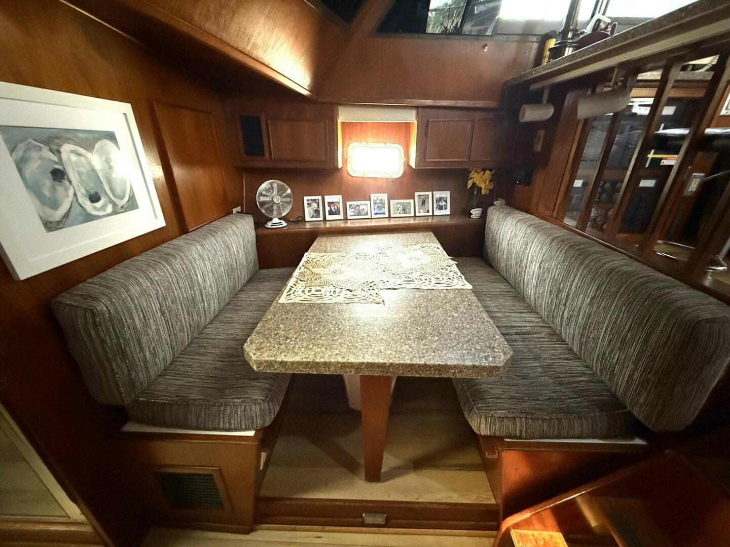 1989 Atlantic 47 — photo 15