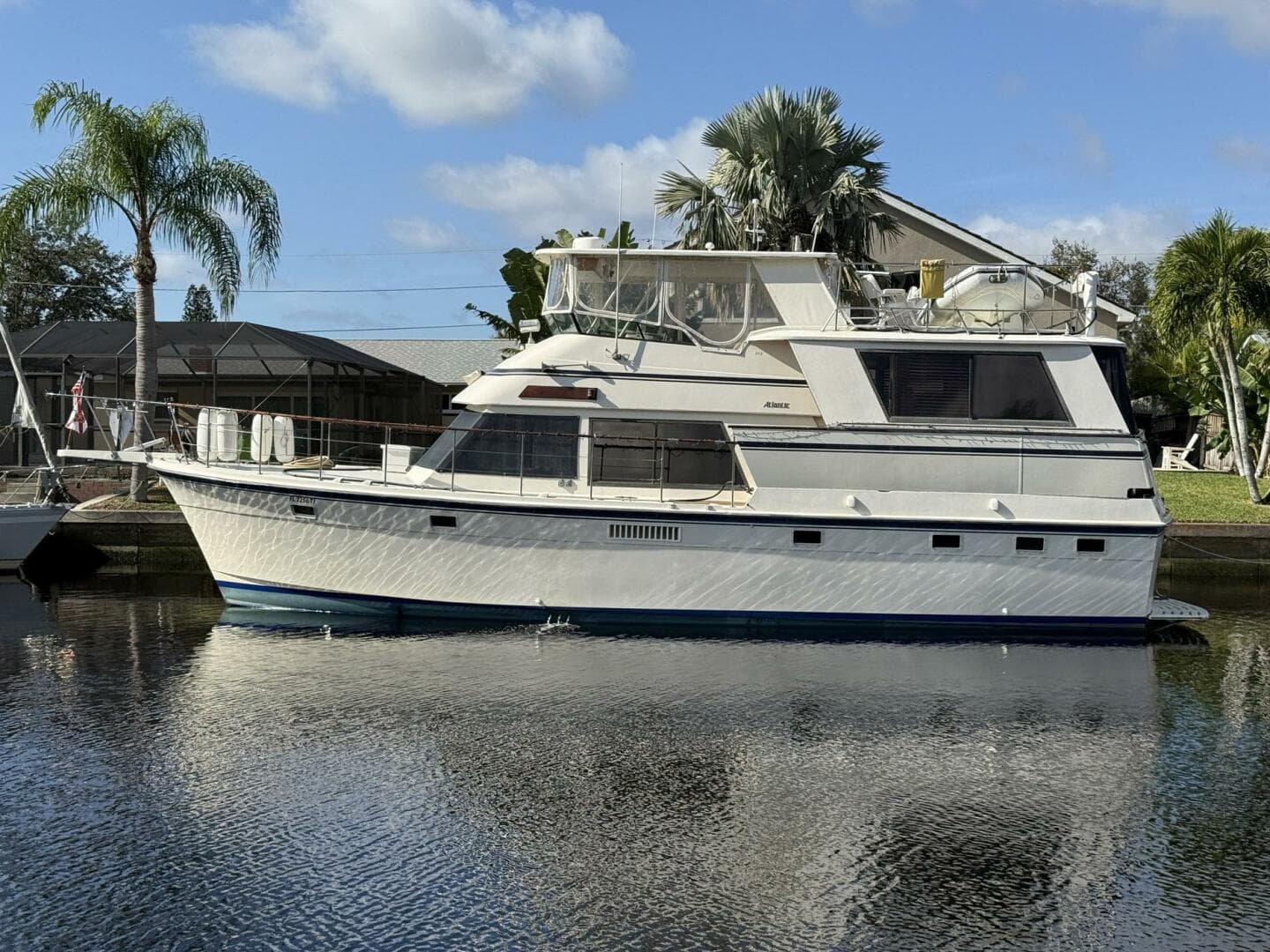 1989 Atlantic 47 — photo 1