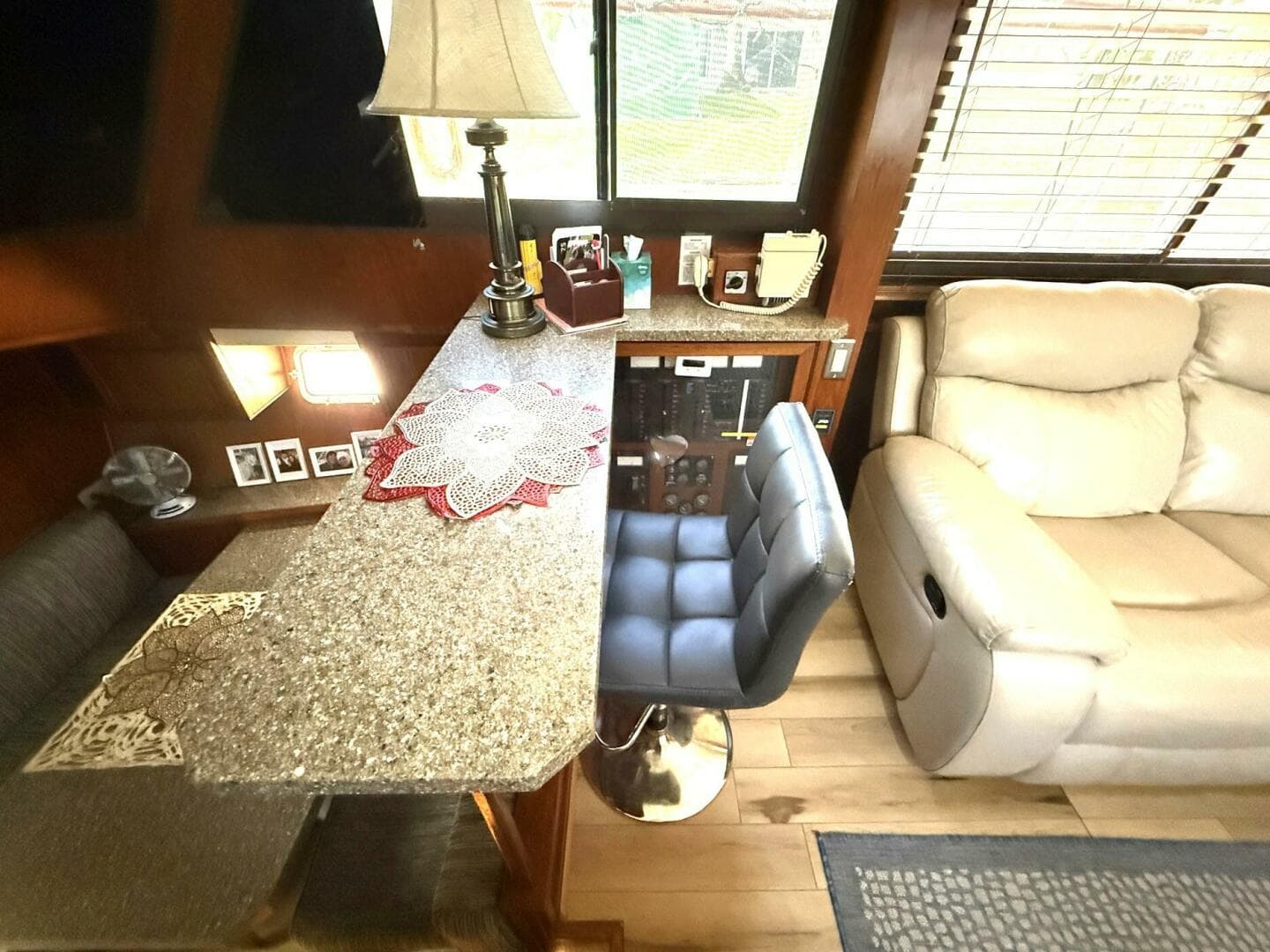 1989 Atlantic 47 — photo 14