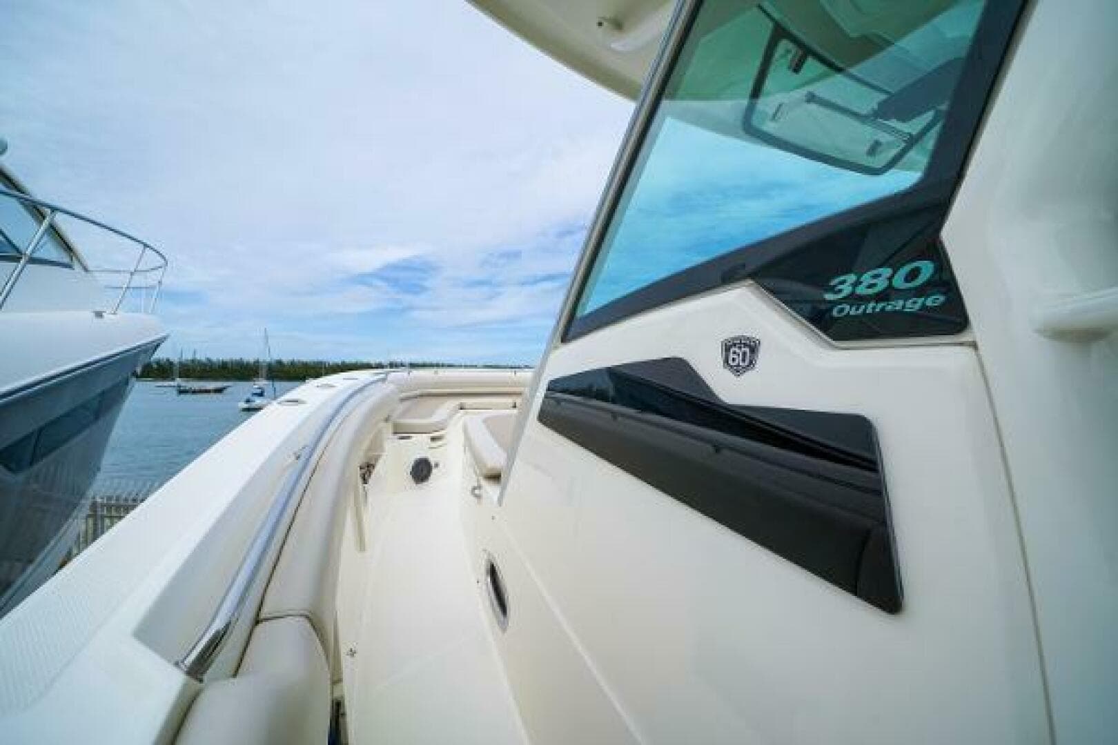 2018 Boston Whaler 380 Outrage — photo 31
