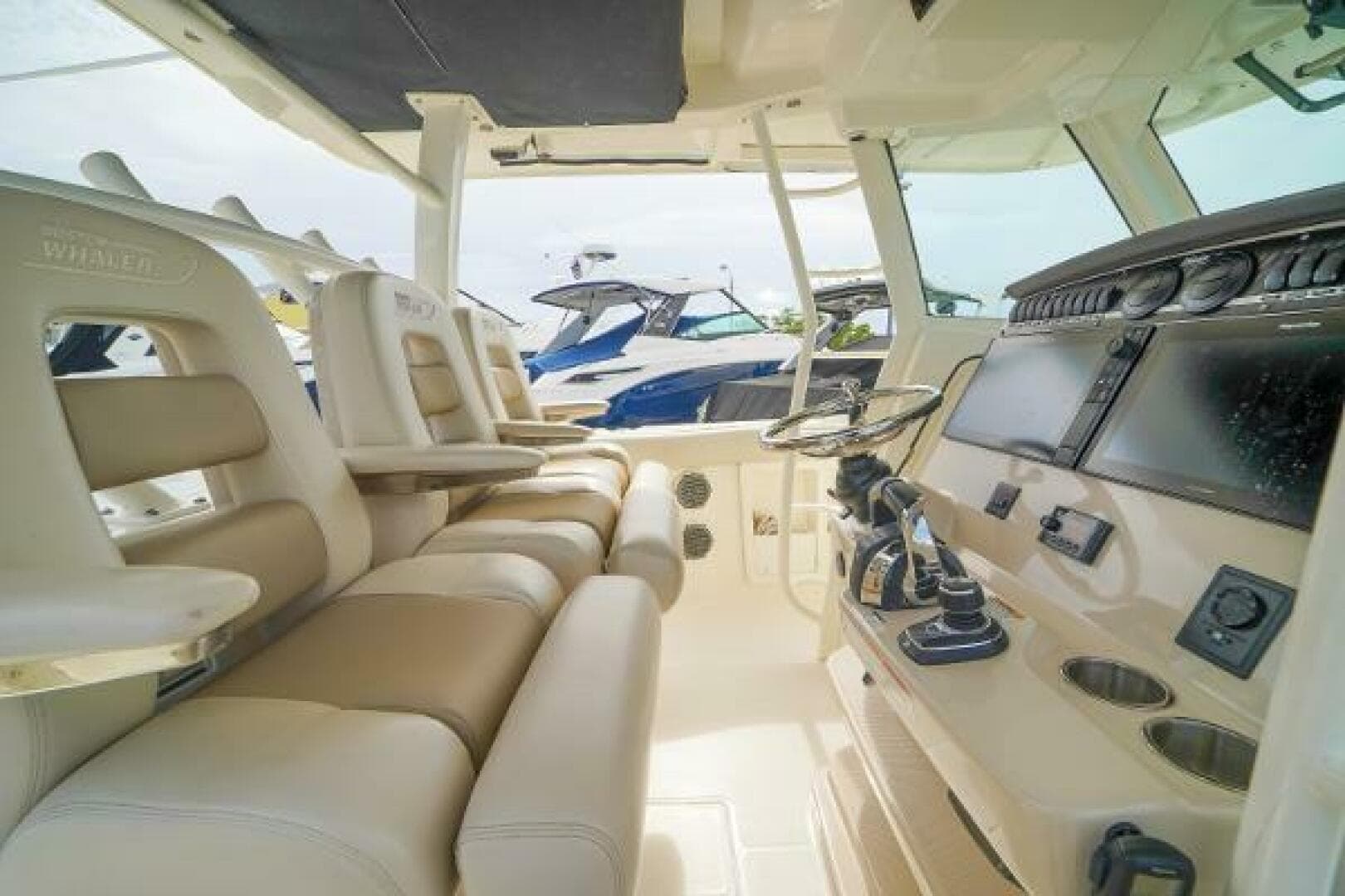 2018 Boston Whaler 380 Outrage — photo 15