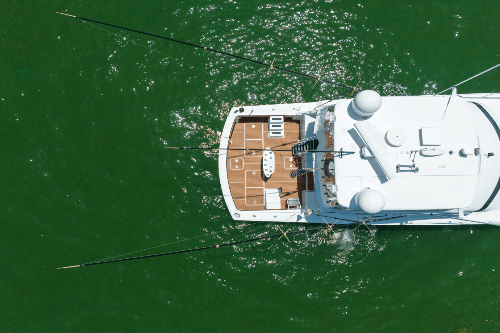 1996 Hatteras 54 Convertible — photo 8