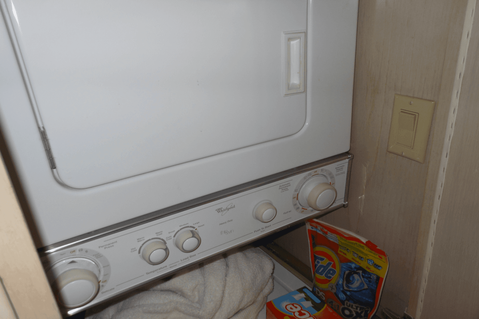 1996 Hatteras 54 Convertible — photo 88