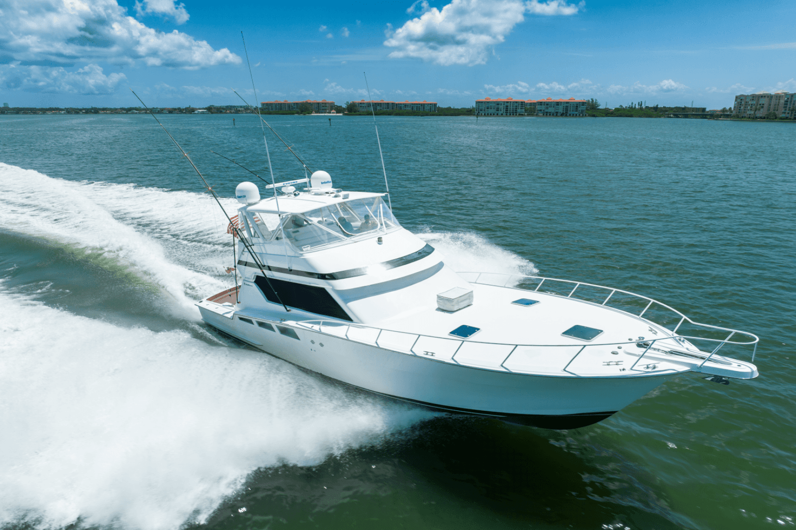 1996 Hatteras 54 Convertible — photo 21