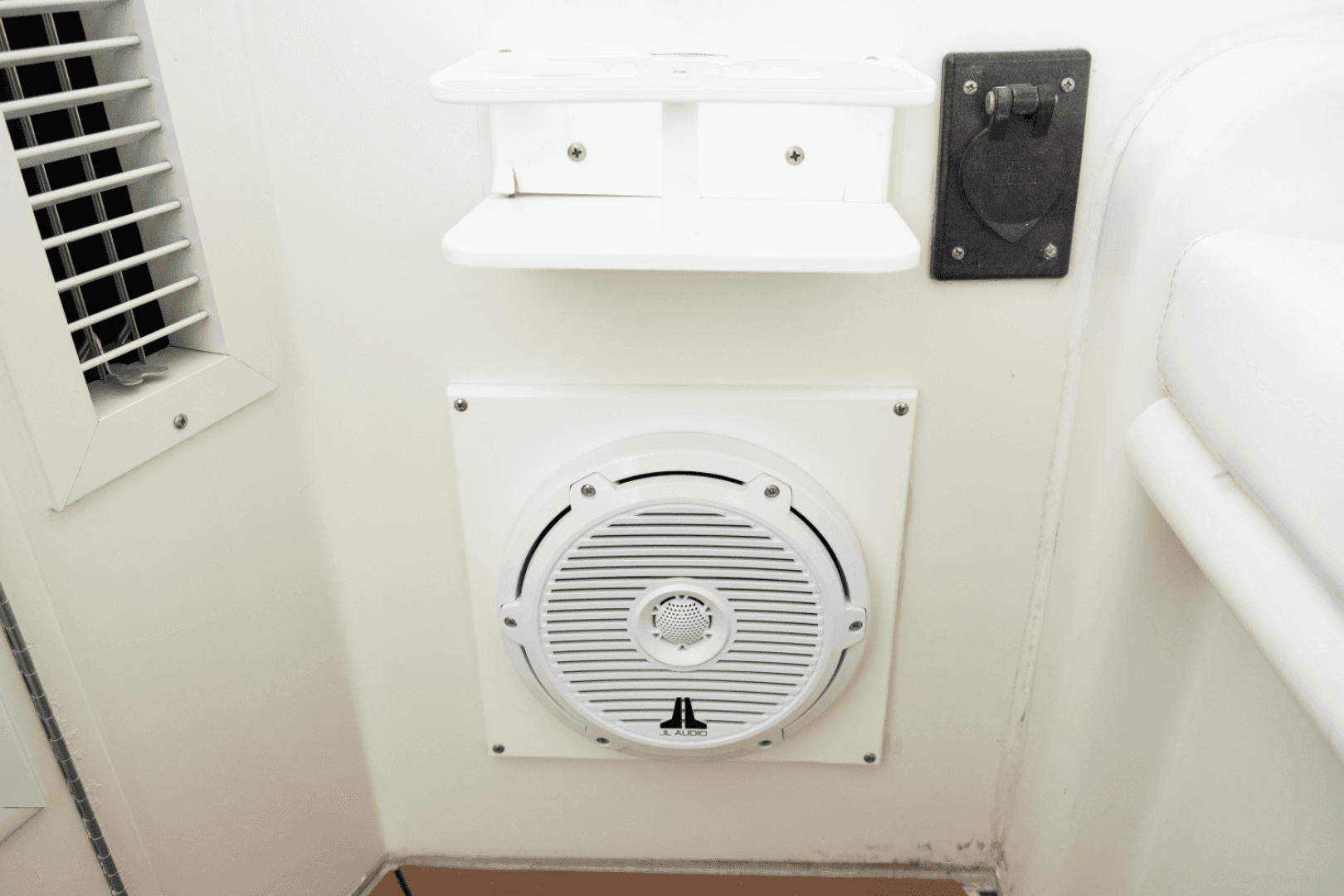 1996 Hatteras 54 Convertible — photo 46