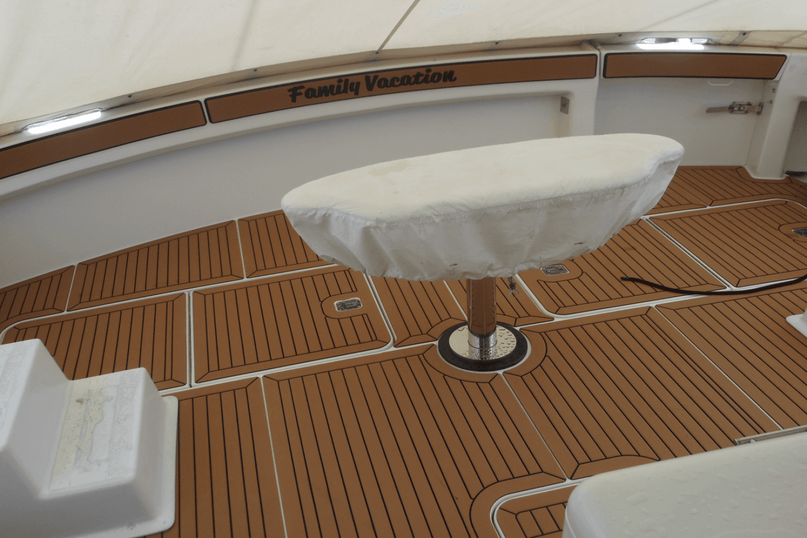 1996 Hatteras 54 Convertible — photo 81