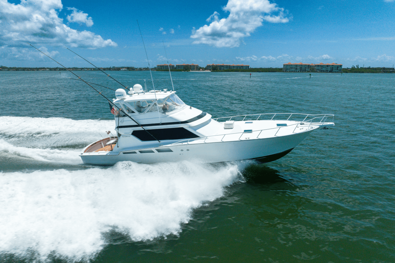 1996 Hatteras 54 Convertible — photo 19
