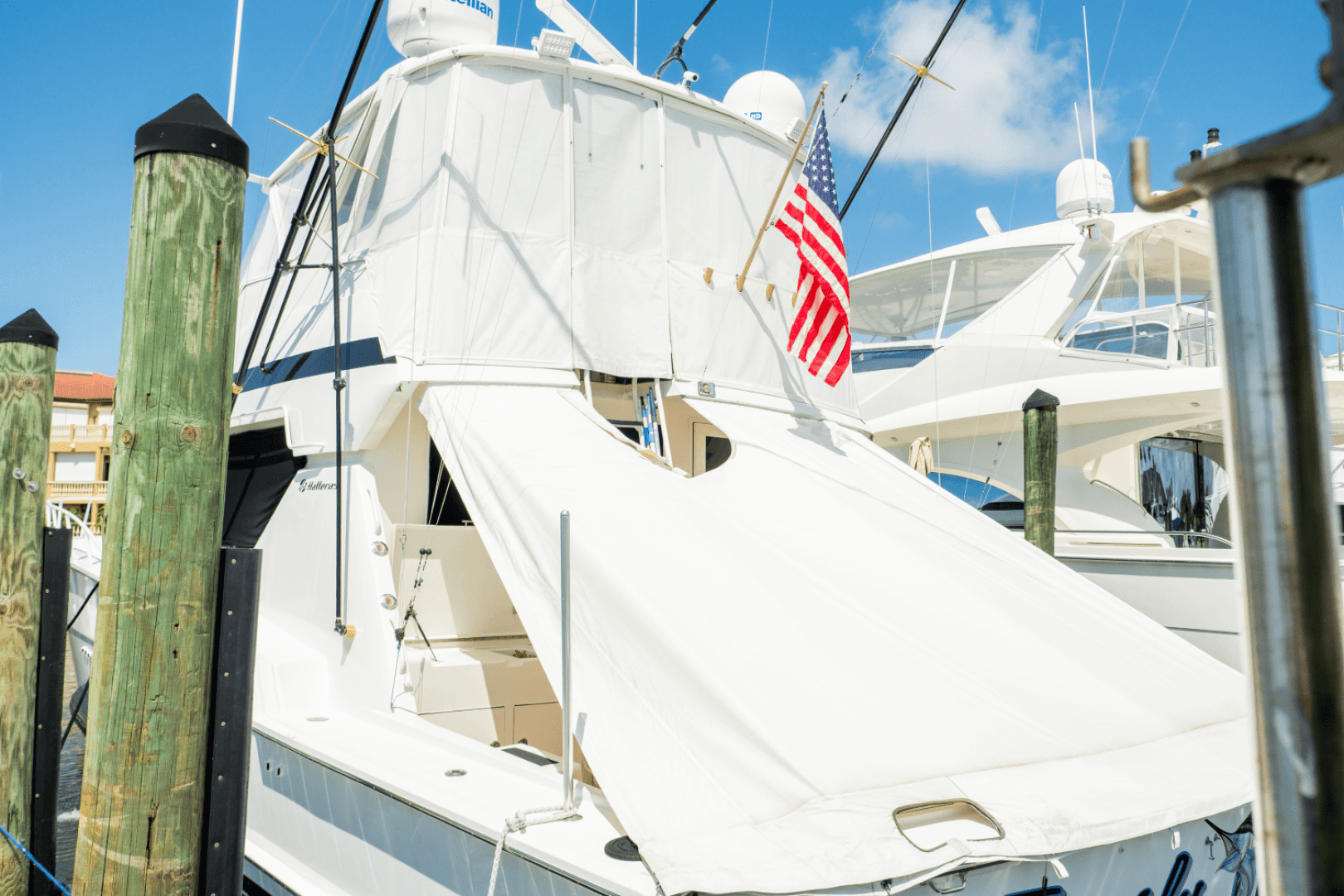 1996 Hatteras 54 Convertible — photo 28