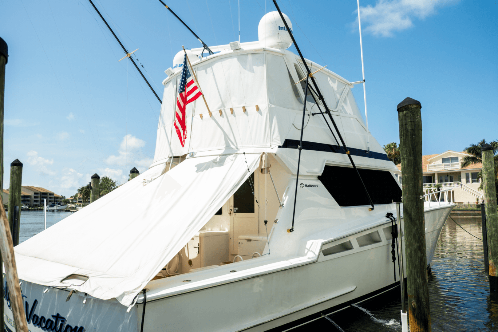 1996 Hatteras 54 Convertible — photo 26
