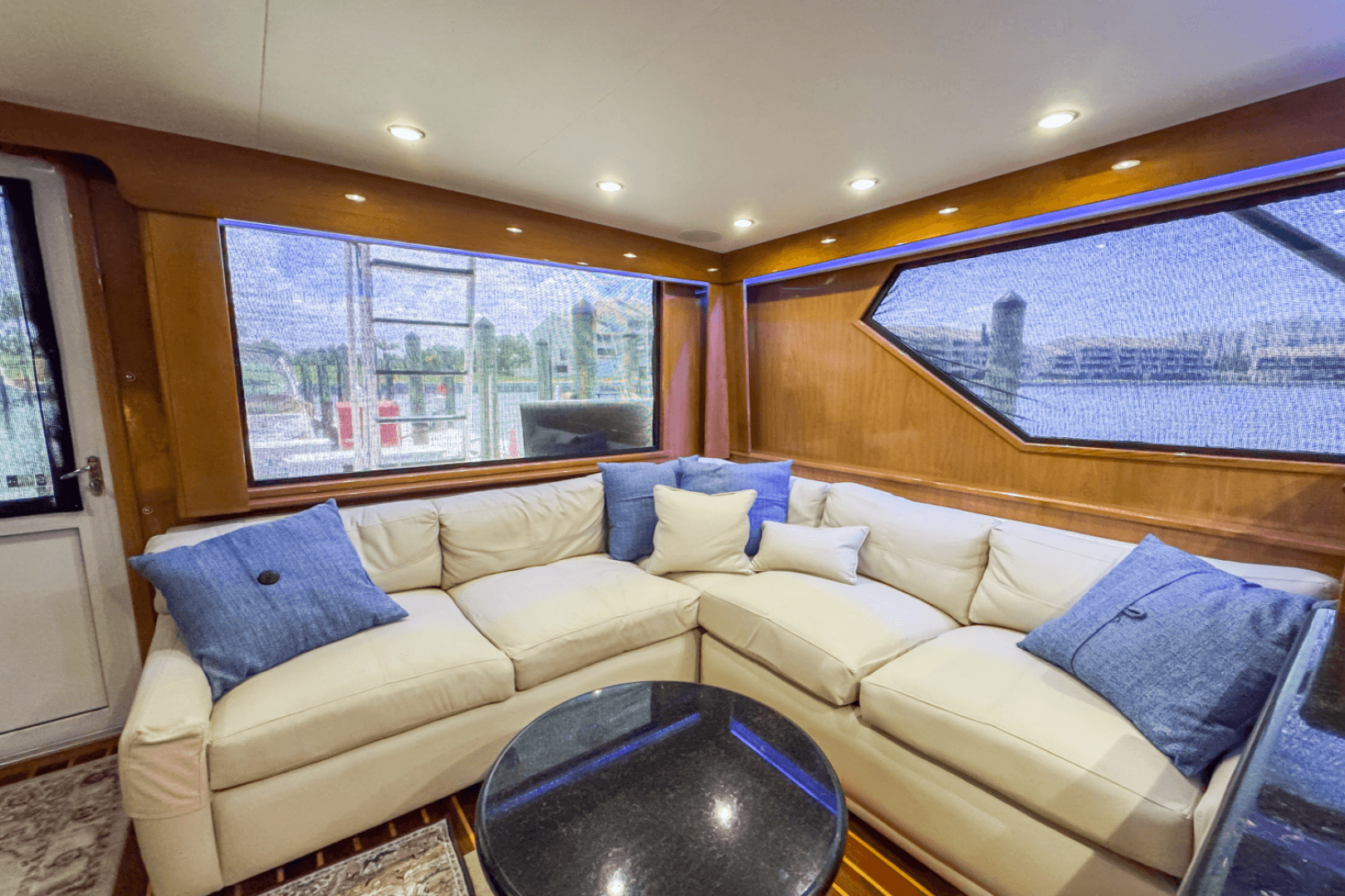 1996 Hatteras 54 Convertible — photo 62