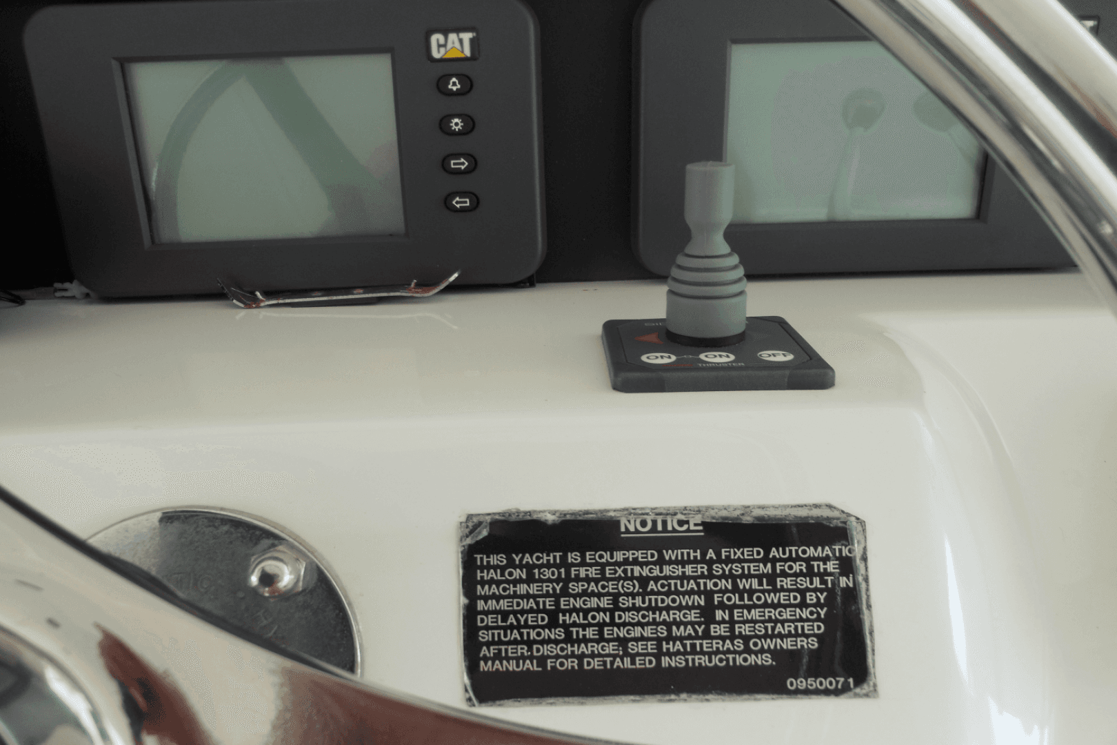 1996 Hatteras 54 Convertible — photo 93