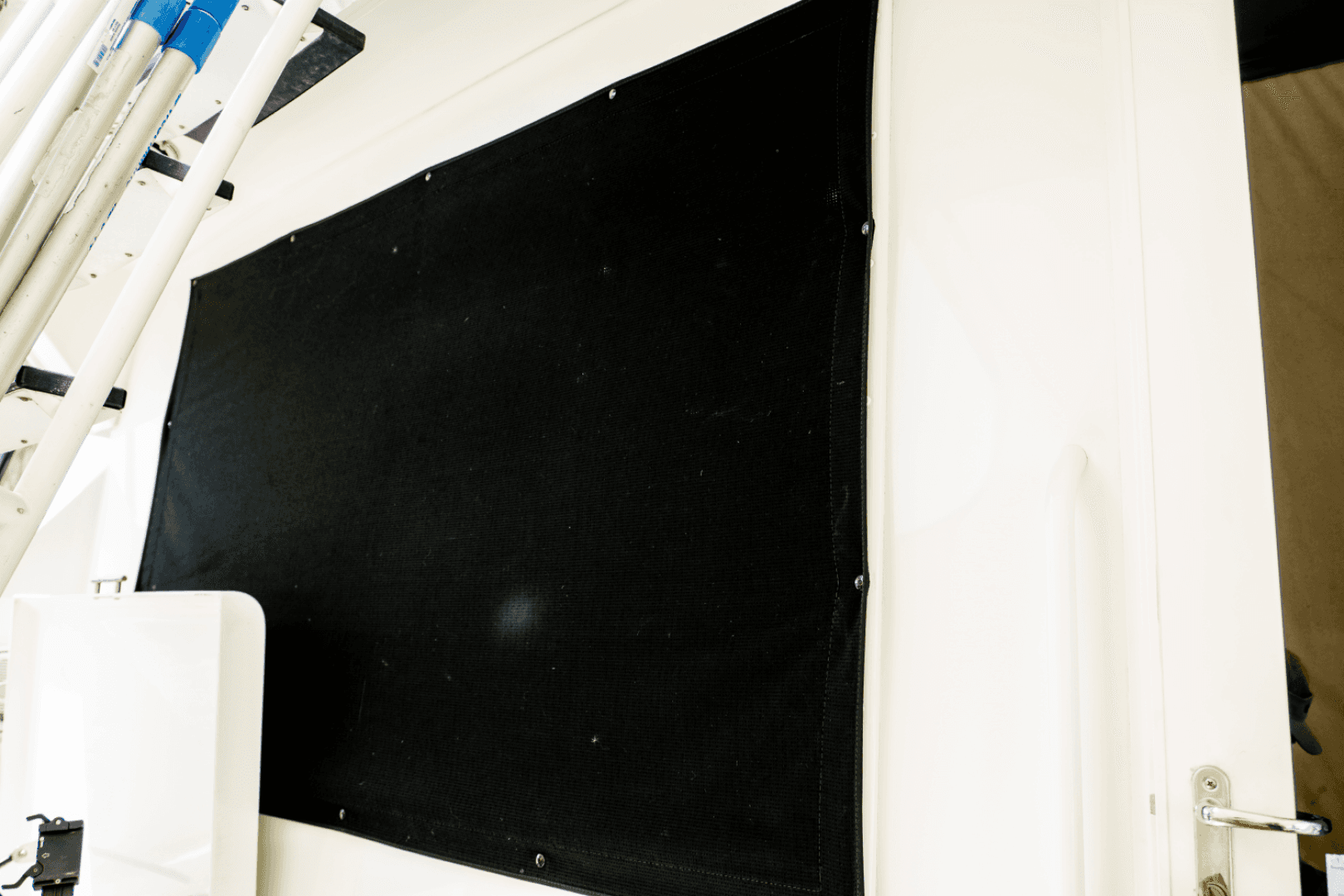 1996 Hatteras 54 Convertible — photo 30