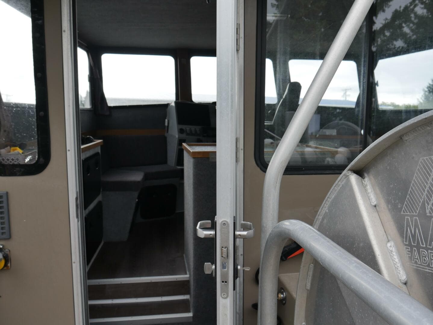 2022 Custom Freestyle 32 — photo 28