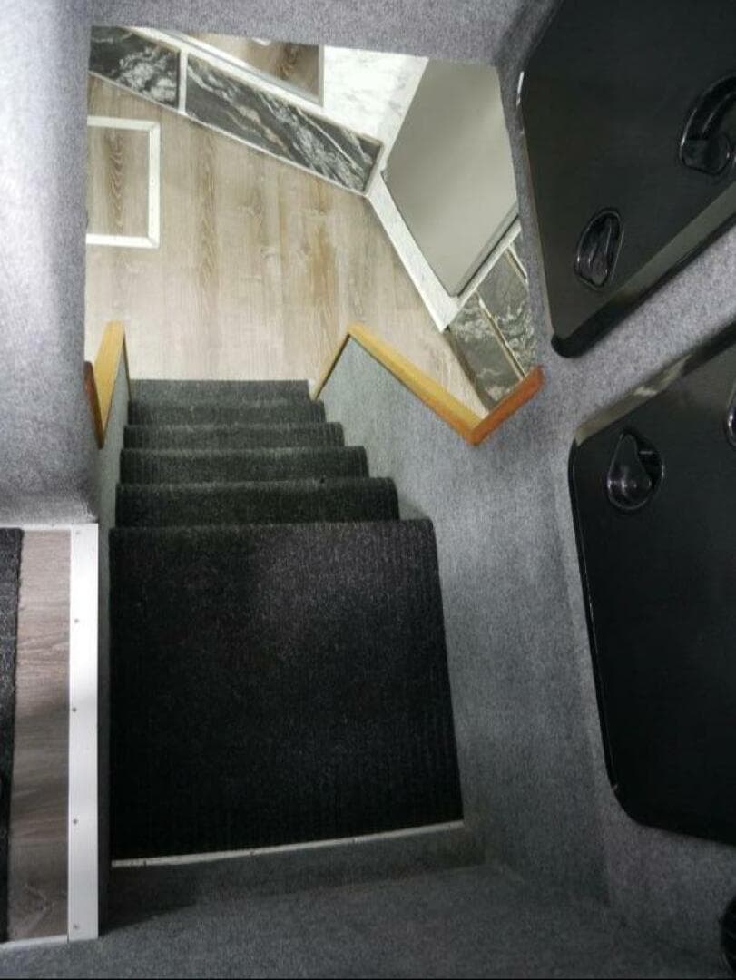 2022 Custom Freestyle 32 — photo 31