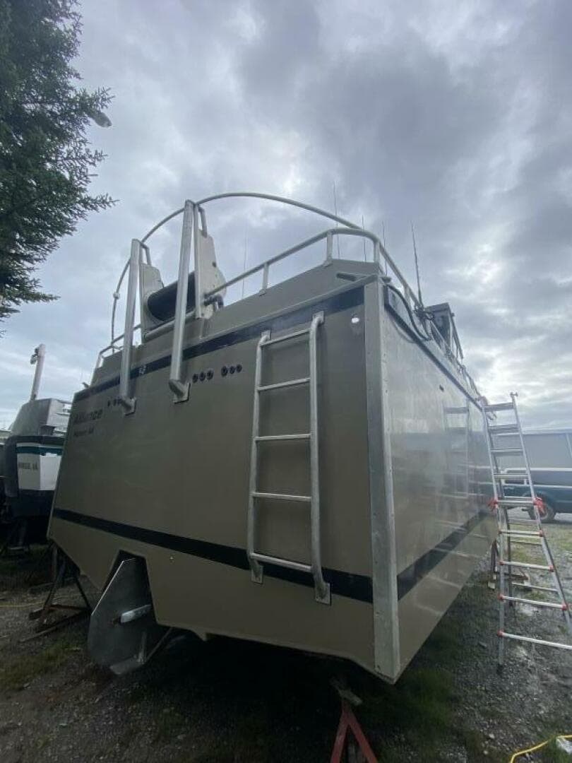 2022 Custom Freestyle 32 — photo 36